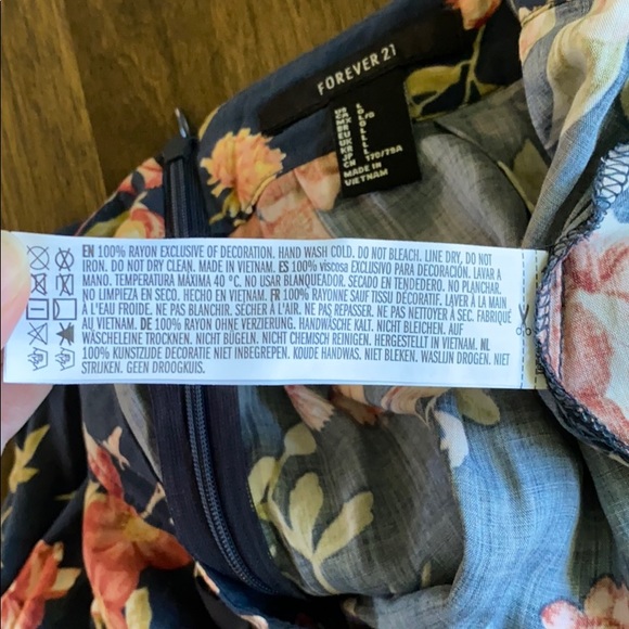 4/$20! Forever 21 Blue Pink Floral A Line Skirt - Picture 9 of 9